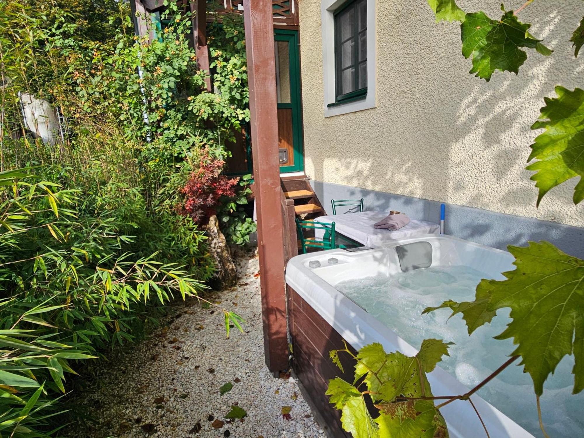 Premium Apartment Mit Privatem Whirlpool, Sauna, Garten Sankt Martin am Grimming エクステリア 写真