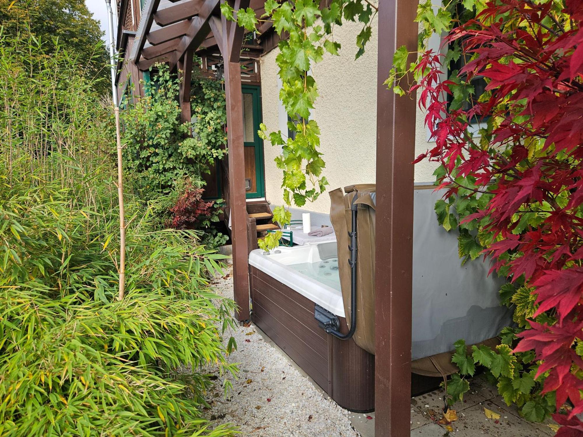 Premium Apartment Mit Privatem Whirlpool, Sauna, Garten Sankt Martin am Grimming エクステリア 写真